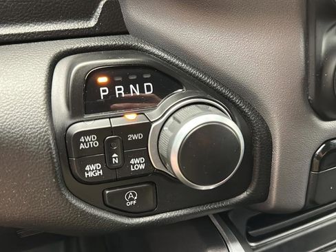 Used 2023 RAM 1500 Big Horn AWD/4WD image 25