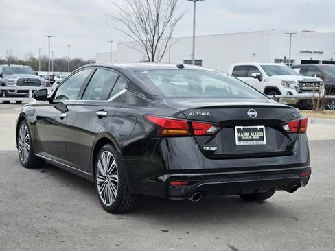 Used 2023 Nissan Altima 2.5 SL image 5