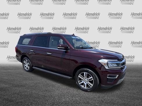Used 2024 Ford Expedition Max Limited RWD image 2