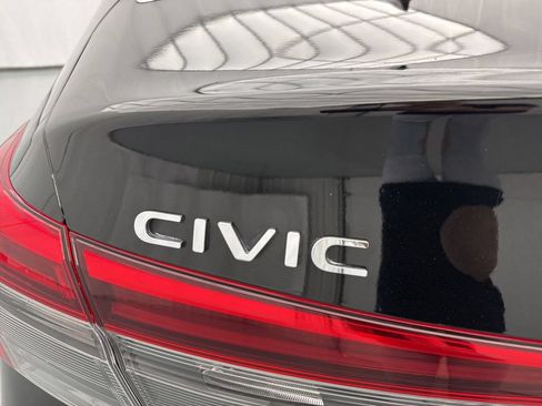 Used 2024 Honda Civic EX image 8