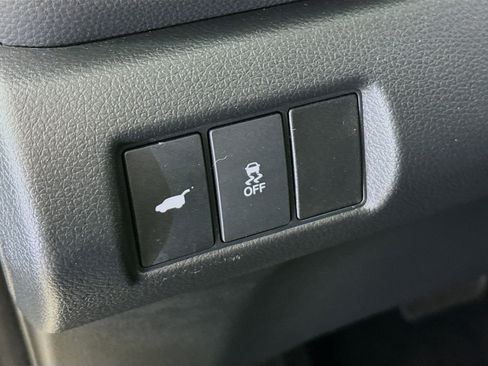 Certified 2023 Honda Pilot Touring image 9