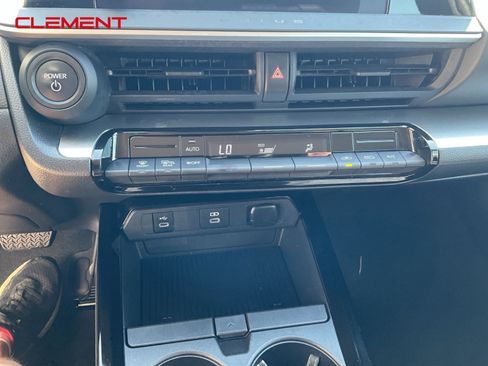 Used 2024 Toyota Prius LE image 11