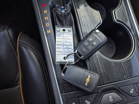 Used 2016 Chevrolet Impala LTZ FWD image 38