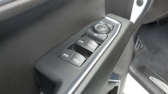 Used 2023 Chevrolet Silverado 1500 RST AWD/4WD image 5