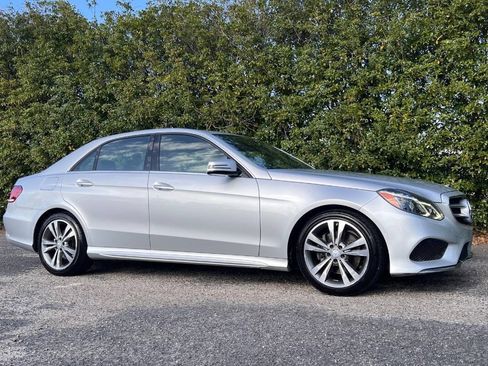 Used 2015 Mercedes-Benz E 350 Sedan image 10