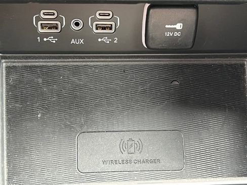 Used 2024 Jeep Grand Cherokee Altitude image 27