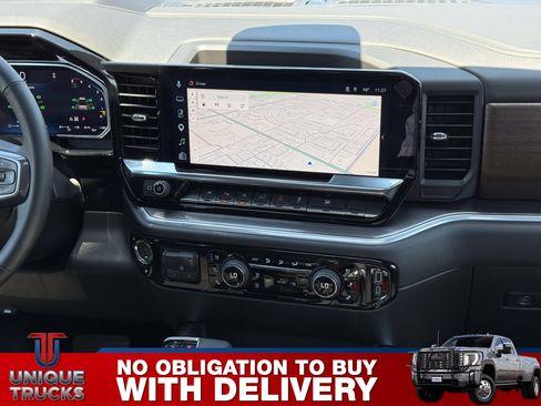 Used 2026 Chevrolet Silverado 1500 High Country w/ Midnight Edition AWD/4WD image 34