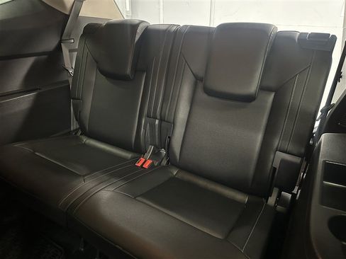 Used 2019 Volkswagen Atlas SEL R-Line FWD image 4
