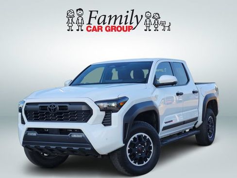 Used 2024 Toyota Tacoma TRD Off-Road w/ TRD Off Road Premium Package AWD/4WD image 1