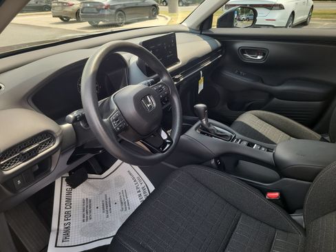 Used 2026 Honda HR-V LX image 10