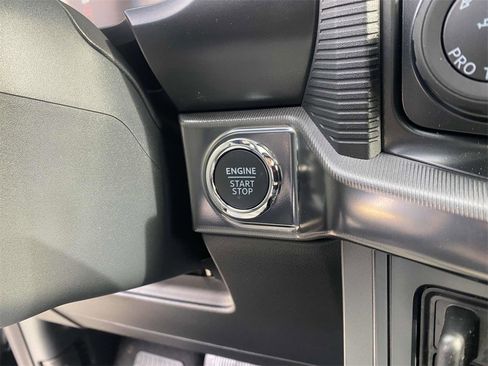 New 2025 Ford F150 Lariat w/ Equipment Group 502A High image 24