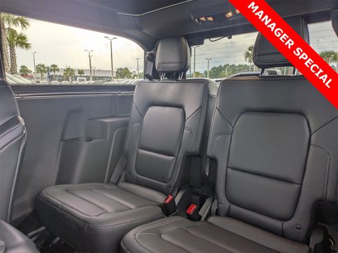 New 2025 Ford Bronco Badlands image 17