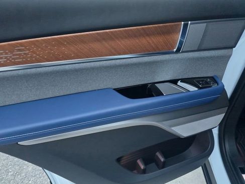New 2026 Cadillac Vistiq Premium Luxury AWD/4WD image 14