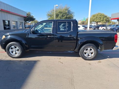 Used 2012 Nissan Frontier SV w/ SV Premium Utility Pkg image 3
