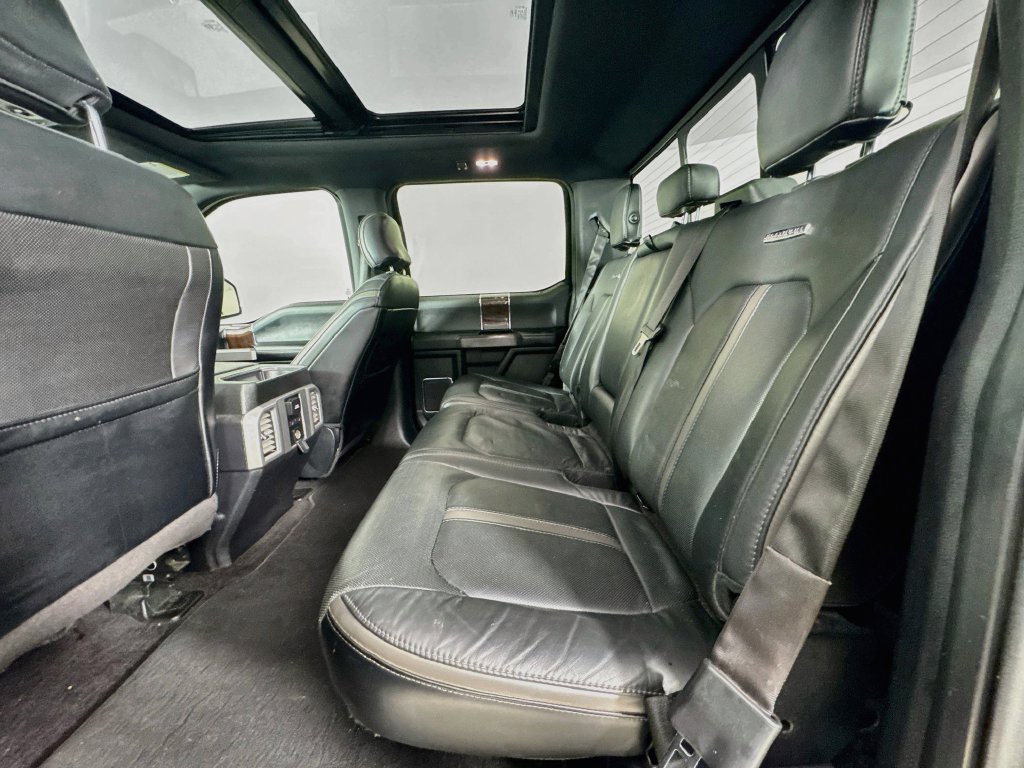 Used 2016 Ford F150 Platinum w/ Equipment Group 701A Luxury AWD/4WD image 31