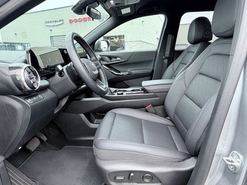 Used 2026 Chevrolet Equinox LT w/ Convenience Package II FWD image 20
