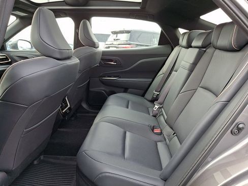 New 2026 Toyota Crown Platinum image 8