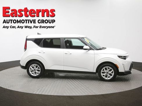 Used 2024 Kia Soul LX w/ Option Group 015 image 51