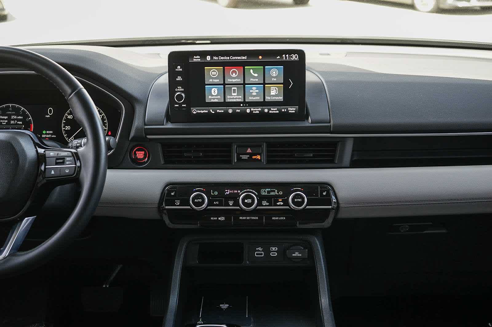 Used 2023 Honda Pilot Touring image 16
