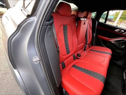 Used 2025 BMW X6 M Competition image 24