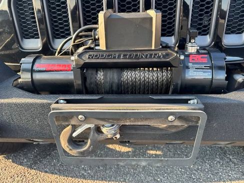 Used 2018 Jeep Wrangler Unlimited Rubicon AWD/4WD image 18