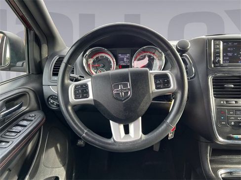 Used 2018 Dodge Grand Caravan GT image 13