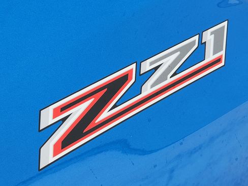 Used 2023 Chevrolet Colorado Z71 w/ Z71 Convenience Package 2 AWD/4WD image 13