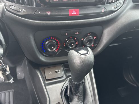 Used 2022 RAM ProMaster City Tradesman image 24