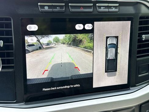 Used 2023 Ford F250 XLT w/ XLT Premium Package image 23