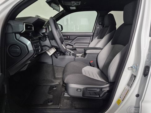 New 2026 Toyota 4Runner 4WD image 15