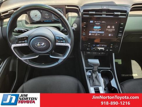 Used 2022 Hyundai Tucson SEL w/ Convenience Package AWD/4WD image 28