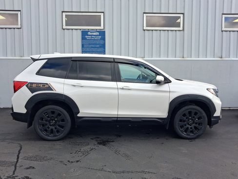 Used 2023 Honda Passport EX-L image 9