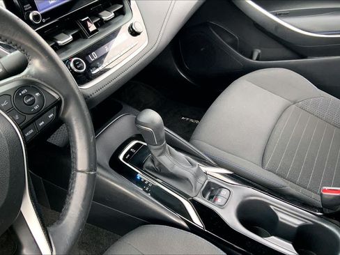Used 2021 Toyota Corolla SE w/ SE Premium Package FWD image 16