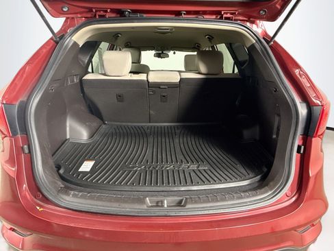 Used 2017 Hyundai Santa Fe Sport FWD image 31