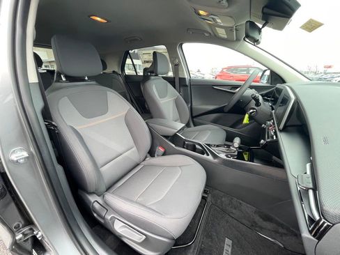 New 2026 Kia Niro LX image 27