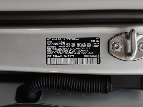 Certified 2019 Porsche Cayenne S AWD/4WD image 39
