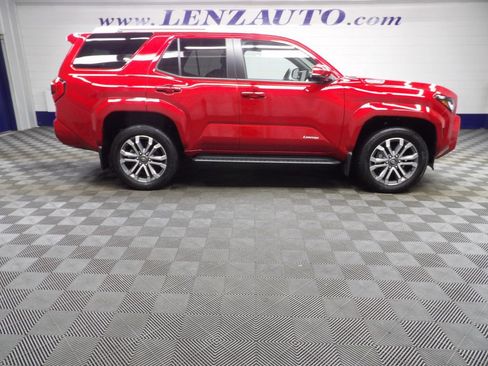 Used 2026 Toyota 4Runner Limited w/ Tow Technology Package AWD/4WD image 2
