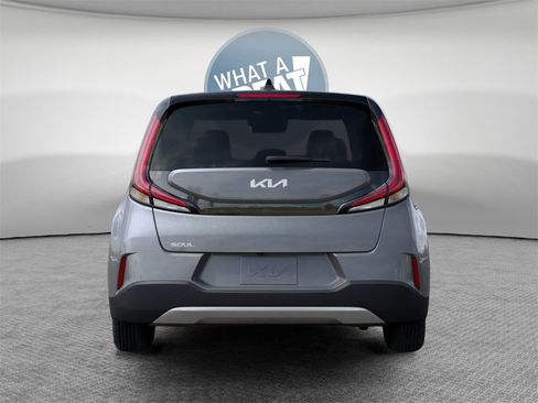 New 2025 Kia Soul LX image 13