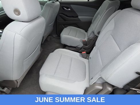 Used 2018 Chevrolet Traverse LT FWD image 10