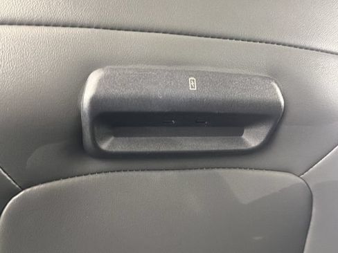 Certified 2025 Ford Expedition Active RWD image 22