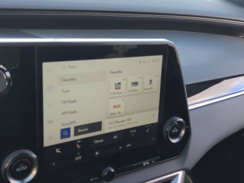 Used 2023 Lexus RX 350 FWD w/ Cold Area Package image 26