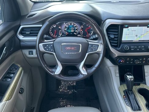 Used 2019 GMC Acadia Denali image 11