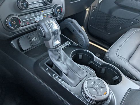 New 2026 Ford Bronco Badlands AWD/4WD image 16