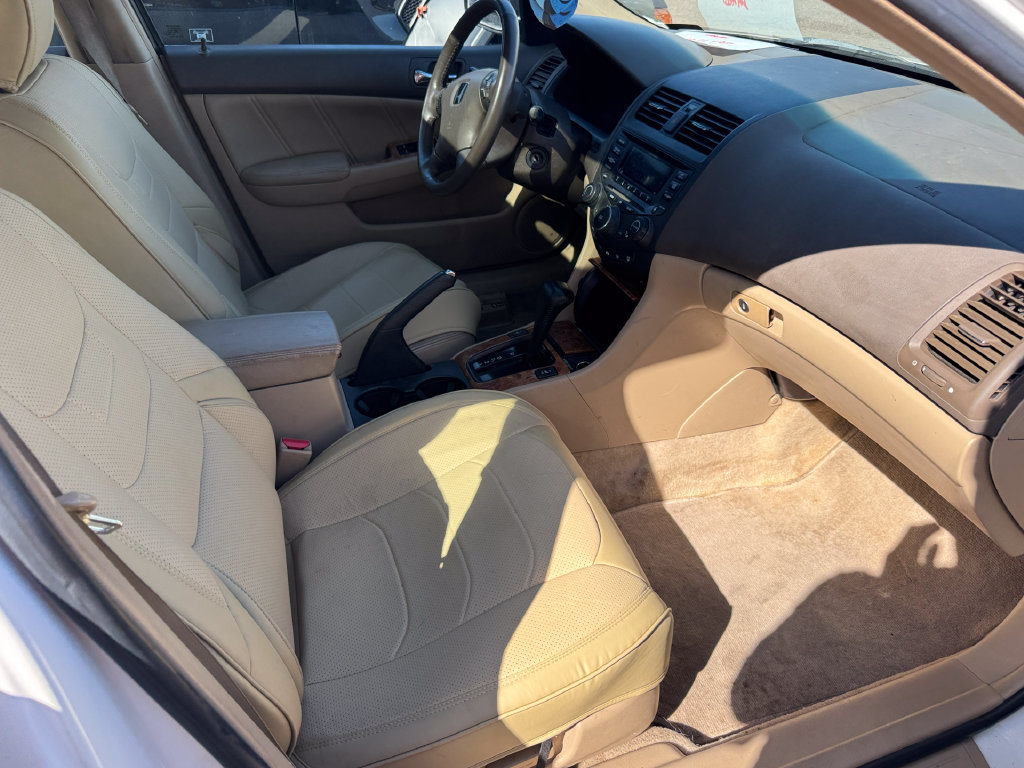 Used 2004 Honda Accord EX image 17