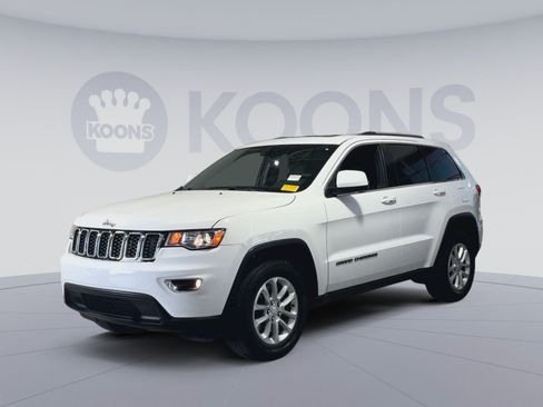 Used 2021 Jeep Grand Cherokee Laredo X AWD/4WD image 5