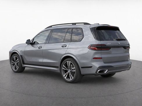 Certified 2024 BMW X7 xDrive40i w/ M Sport Package AWD/4WD image 4