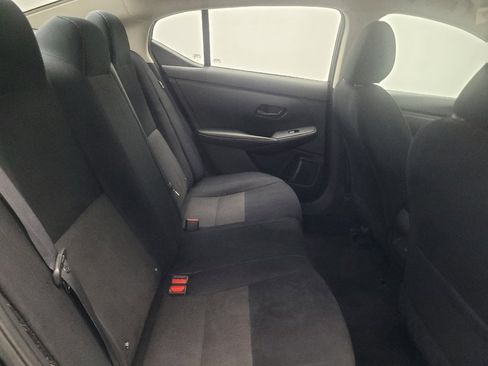 Used 2024 Nissan Sentra SV FWD image 19