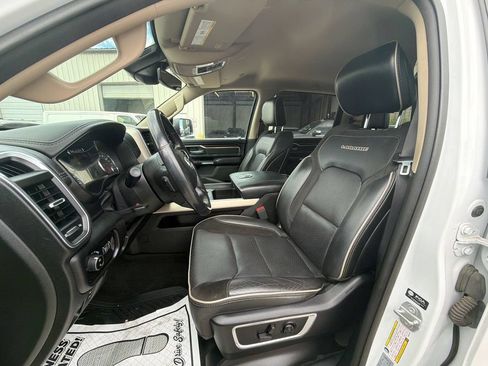 Used 2021 RAM 1500 Laramie AWD/4WD image 10