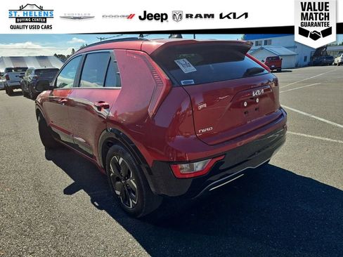 Used 2024 Kia Niro Wind w/ Wind Preserve Package FWD image 4