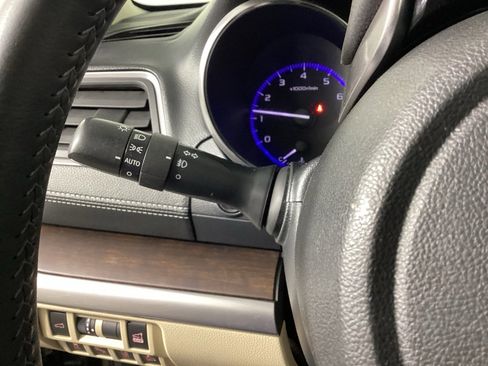 Used 2019 Subaru Outback 3.6R Limited w/ Popular Package #2 image 19